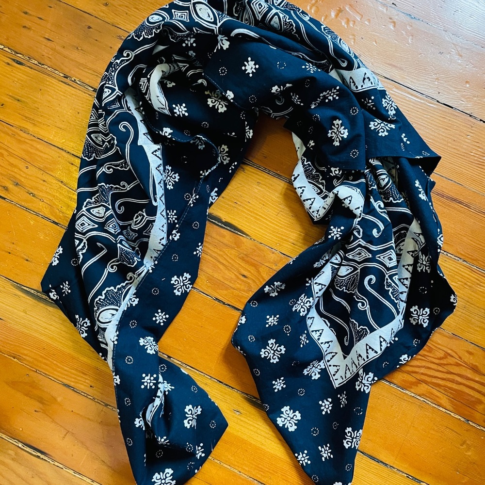Patterned Sqaure Scarf - image 1